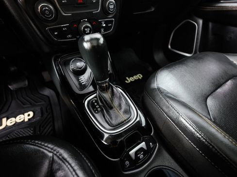 Used 2019 Jeep Compass Limited image 30