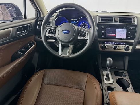 Used 2017 Subaru Outback 3.6R Touring w/ Popular Package #5A AWD/4WD image 27