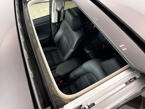 New 2026 Honda HR-V EX-L image 14