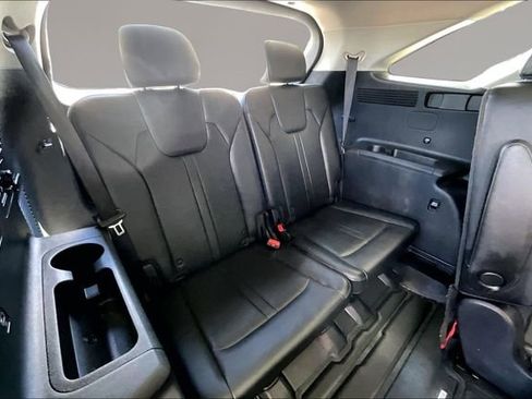 Used 2023 Kia Sorento EX w/ Panoramic Sunroof Package FWD image 30