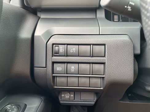 Used 2024 Toyota Tacoma SR image 19