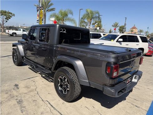 Used 2023 Jeep Gladiator Sport AWD/4WD image 12