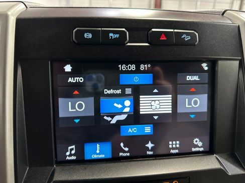 Used 2017 Ford F350 Lariat w/ FX4 Off-Road Package image 66