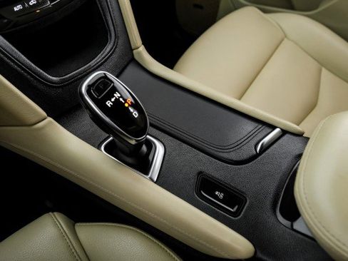 Used 2019 Cadillac XT5 FWD image 21