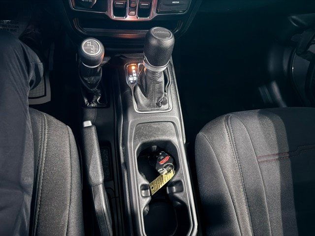 Used 2022 Jeep Gladiator Sport AWD/4WD image 53