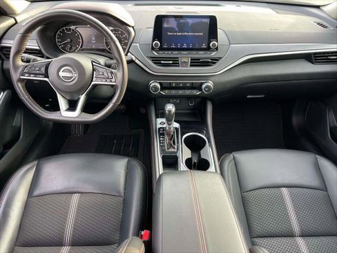 Used 2023 Nissan Altima 2.5 SR image 12