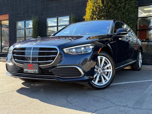 Used 2023 Mercedes-Benz S 500 S 500 w/ Warmth & Comfort Package image 2