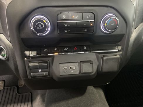 Certified 2023 Chevrolet Silverado 1500 Custom AWD/4WD image 17
