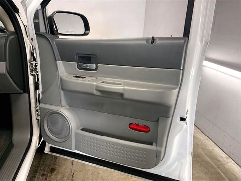 Used 2009 Dodge Durango SLT image 24