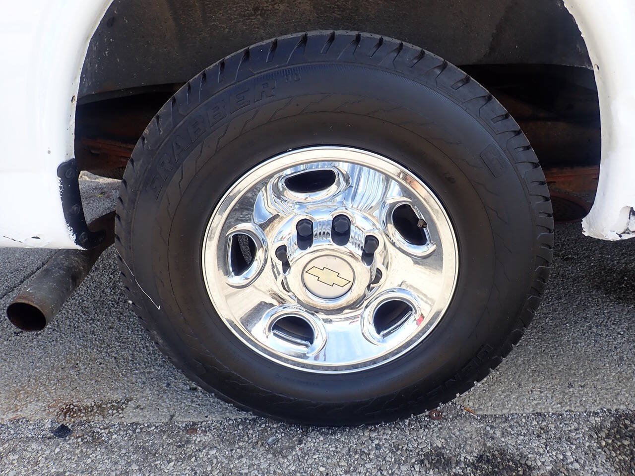Used 2014 Chevrolet Express 2500 RWD image 25