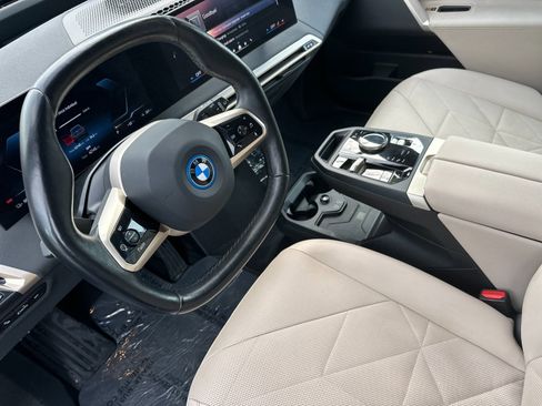 Used 2024 BMW iX xDrive50 w/ Sport Package image 10