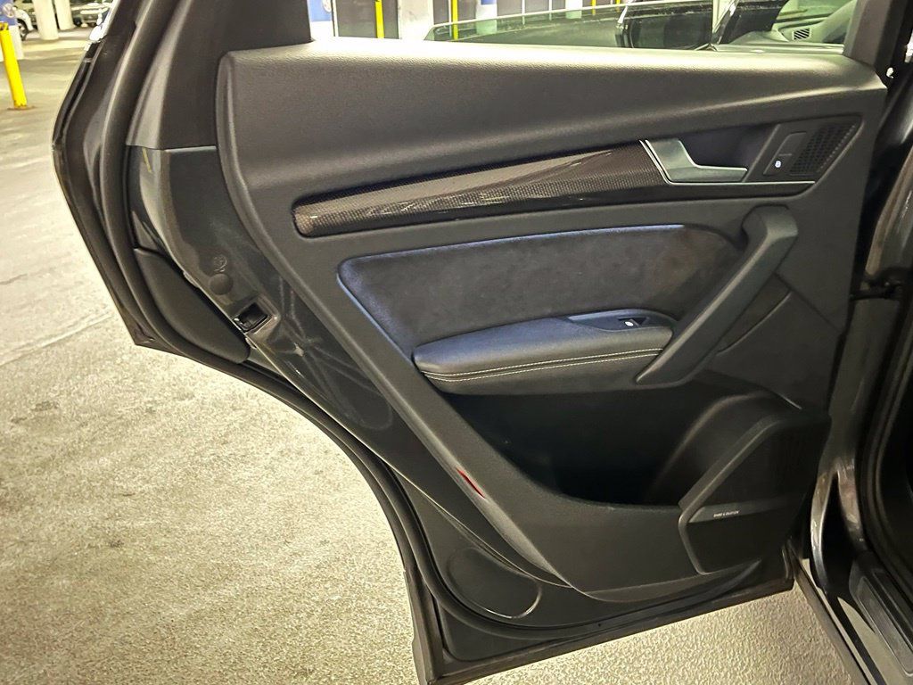 Used 2019 Audi SQ5 Premium Plus w/ Premium Plus Package AWD/4WD image 20
