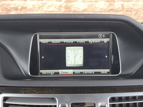 Used 2014 Mercedes-Benz E 350 Sedan image 40