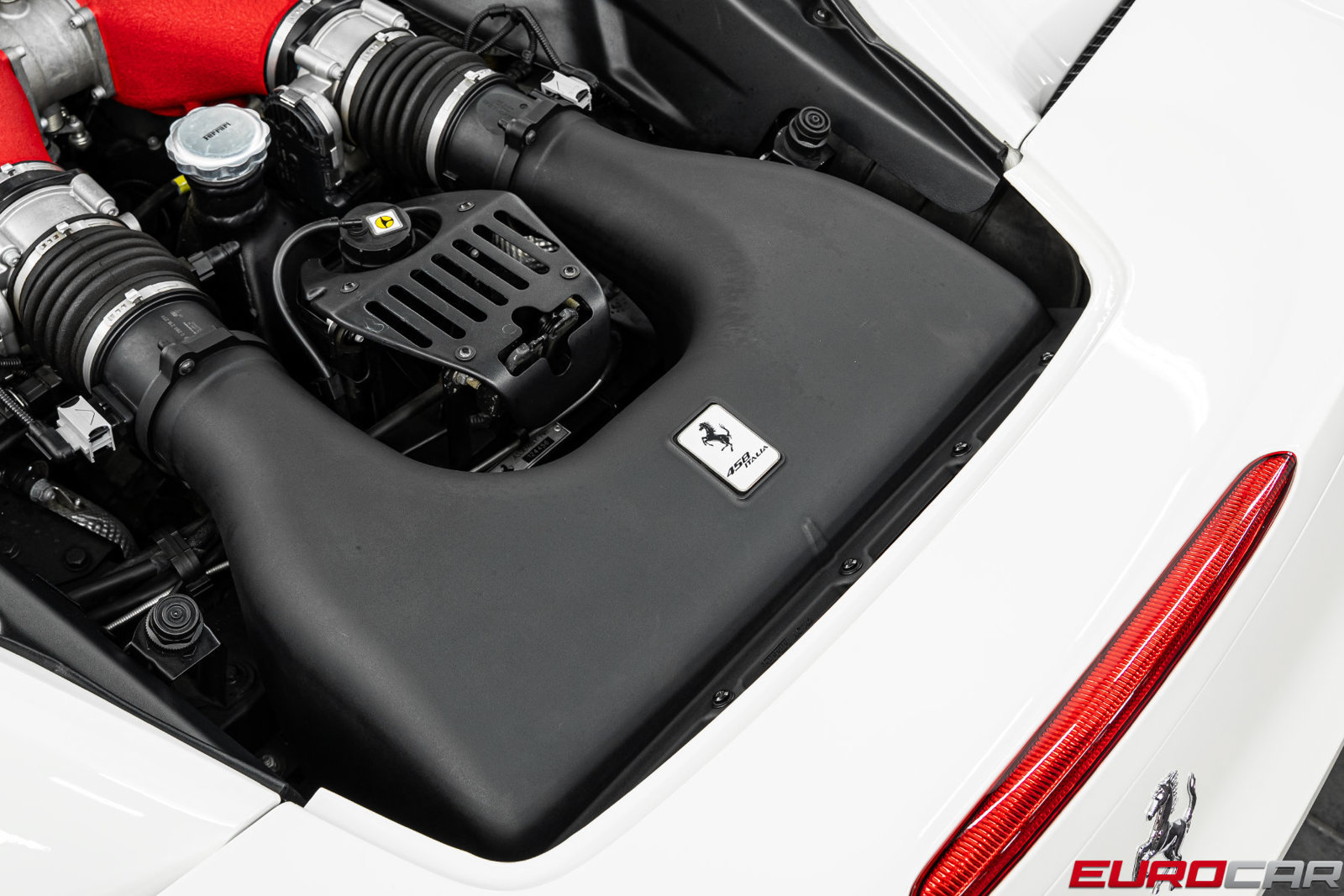 Used 2015 Ferrari 458 Italia Coupe RWD image 20