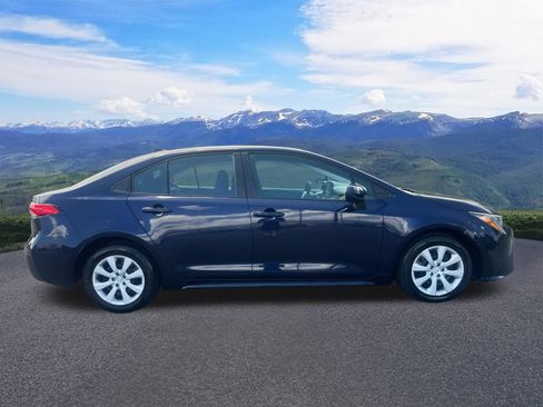 Used 2024 Toyota Corolla LE FWD image 7