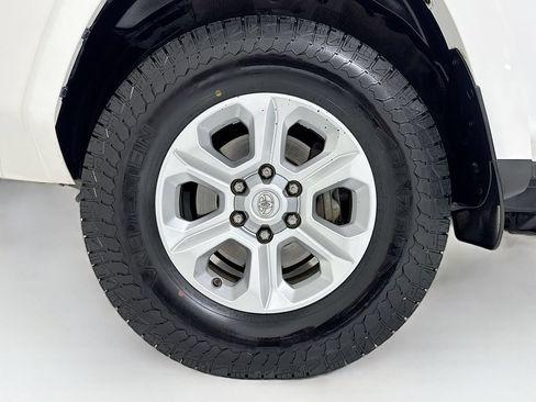 Used 2015 Toyota 4Runner SR5 Premium AWD/4WD image 30