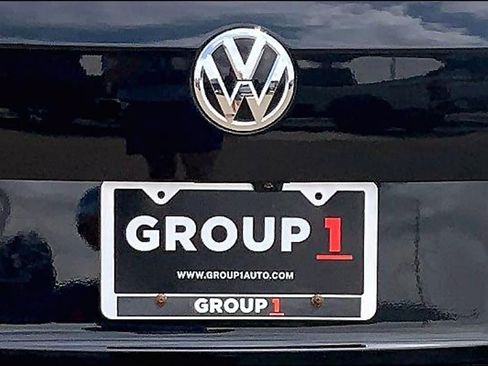 Used 2021 Volkswagen Tiguan SE R-Line FWD image 30