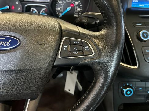 Used 2016 Ford Focus SE w/ Equipment Group 201A image 19