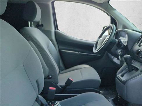 Used 2019 Nissan NV200 S FWD image 19