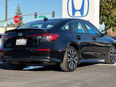 Used 2024 Honda Civic EX image 8