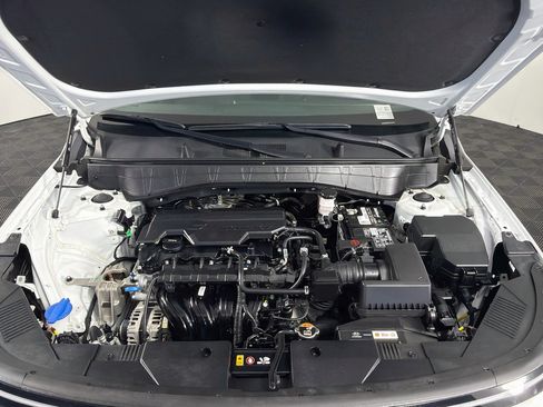 Used 2025 Hyundai Kona SEL FWD image 34
