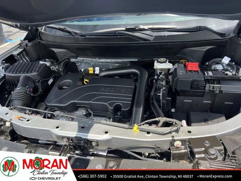 Used 2026 Chevrolet Equinox LT FWD image 11