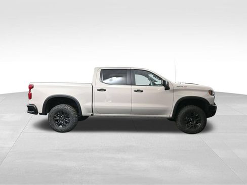 New 2026 Chevrolet Silverado 1500 ZR2 AWD/4WD image 2