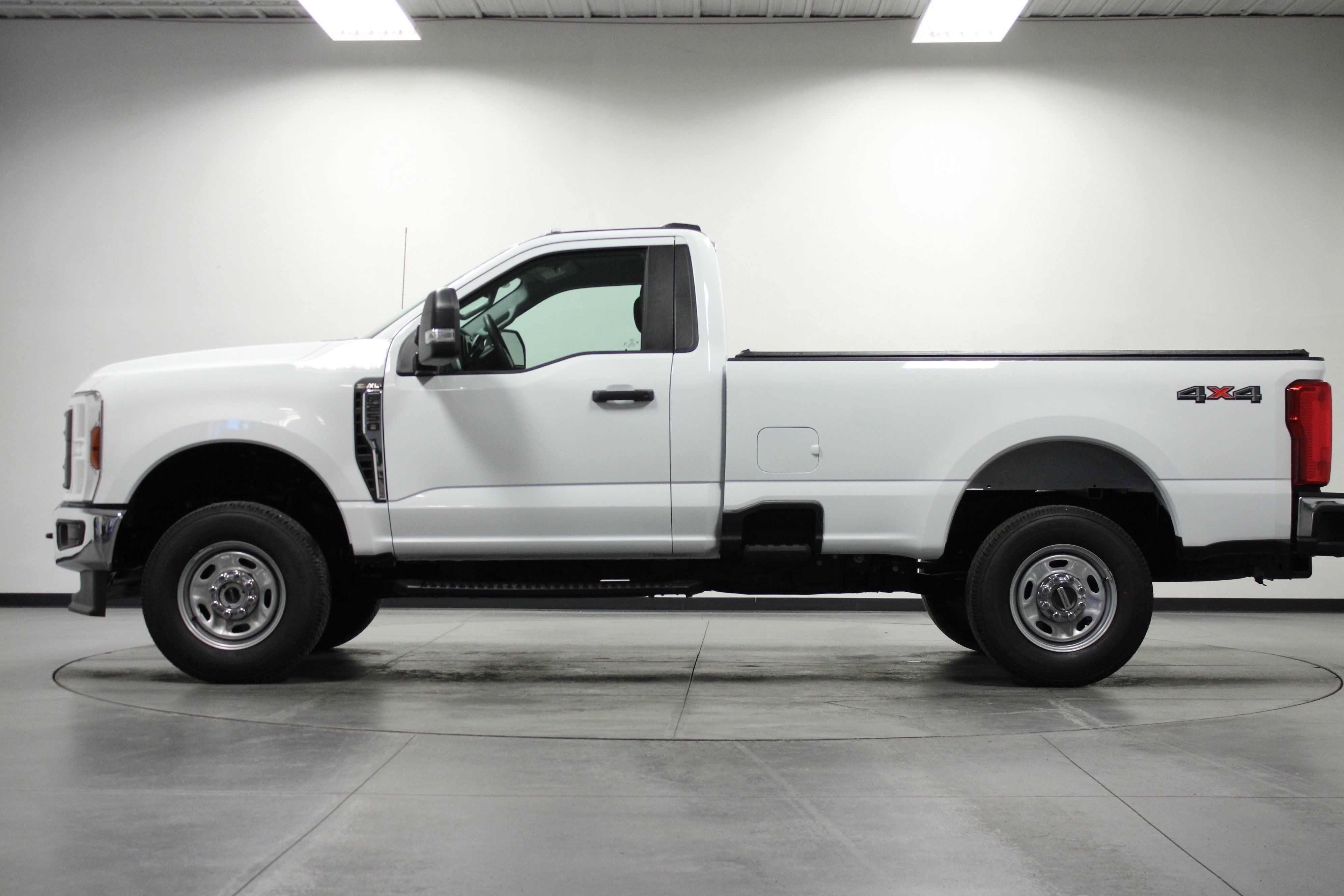 Used 2024 Ford F250 XL w/ Snow Plow Prep Package AWD/4WD image 7