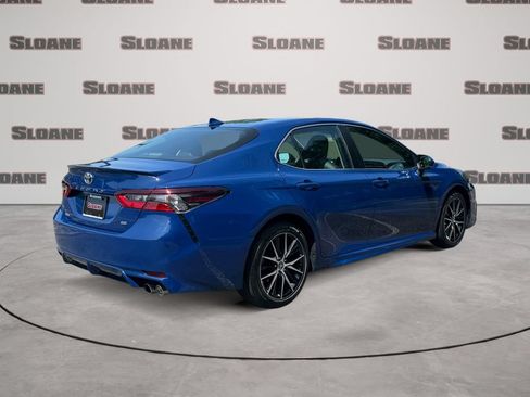 Used 2023 Toyota Camry SE FWD image 5