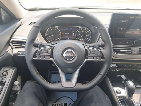 New 2026 Nissan Altima 2.5 SR AWD/4WD image 14