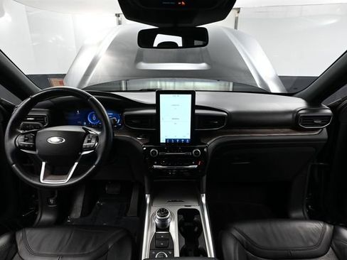 Used 2021 Ford Explorer Platinum w/ Equipment Group 601A image 25