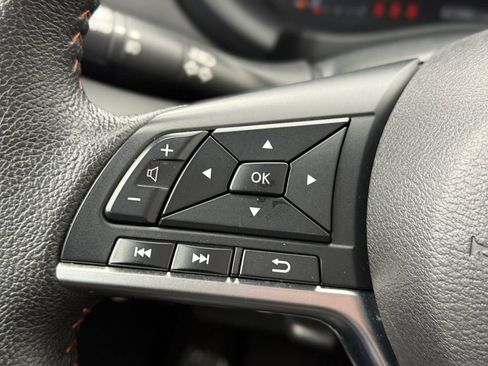 Used 2024 Nissan Kicks SR image 23