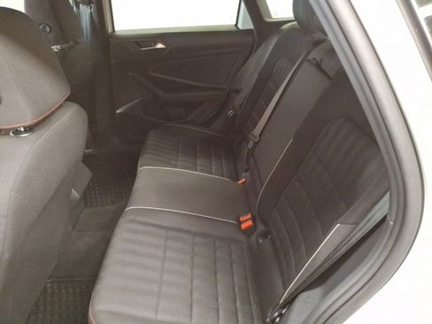 Used 2019 Volkswagen Jetta GLI image 12