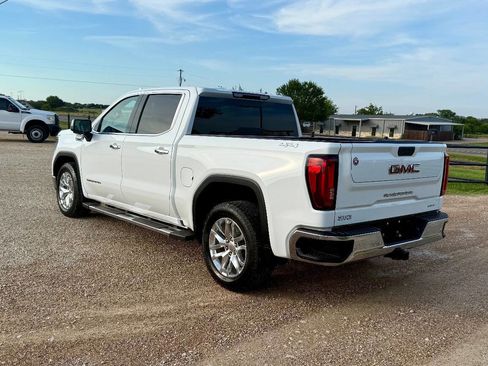 Used 2020 GMC Sierra 1500 SLT image 4
