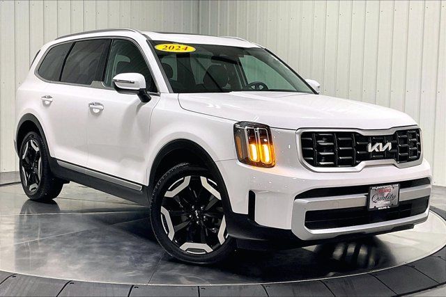 Used 2024 Kia Telluride S w/ S Sunroof Package AWD/4WD image 3