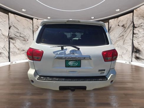 Used 2016 Toyota Sequoia Platinum image 7