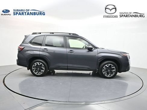 Certified 2025 Subaru Forester Premium w/ Convenience Package #1 AWD/4WD image 9