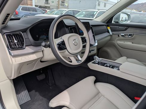 New 2026 Volvo XC90 T8 Ultra AWD/4WD image 10
