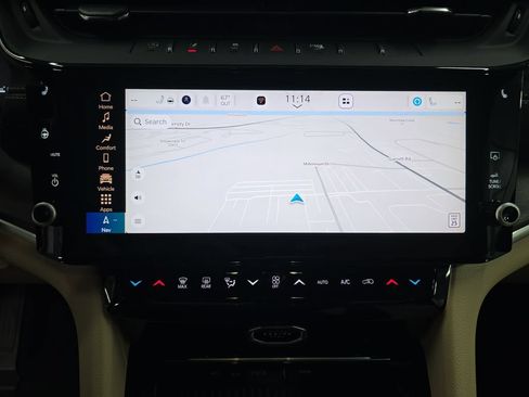 New 2026 Jeep Grand Cherokee Limited AWD/4WD image 23