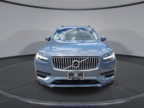 Used 2023 Volvo XC90 B6 Plus AWD/4WD image 35