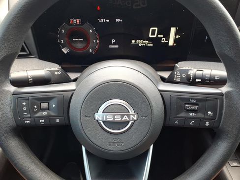 Used 2026 Nissan Kicks SV FWD image 15