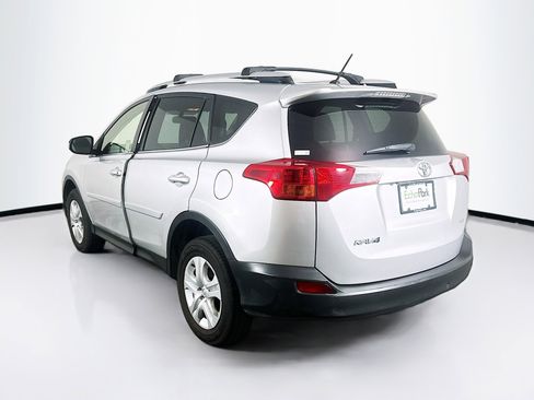 Used 2015 Toyota RAV4 LE image 5