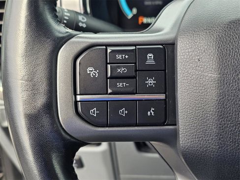 Used 2021 Ford F150 Lariat w/ Equipment Group 502A High image 22