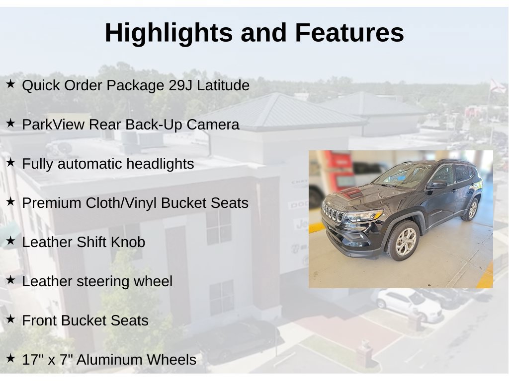 Used 2024 Jeep Compass Latitude AWD/4WD image 2