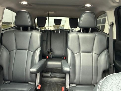 Used 2021 Subaru Ascent Limited w/ Technology Package AWD/4WD image 14