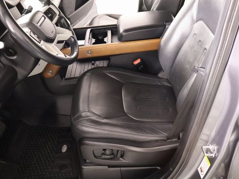 Used 2020 Land Rover Defender 110 HSE image 11