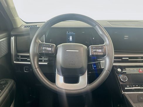 Used 2025 Hyundai Santa Fe SEL FWD image 18