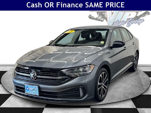 Used 2024 Volkswagen Jetta Sport FWD image 4
