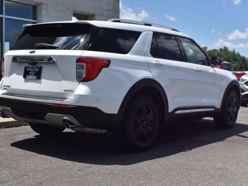 Used 2023 Ford Explorer Limited w/ Class IV Trailer Tow Package AWD/4WD image 18