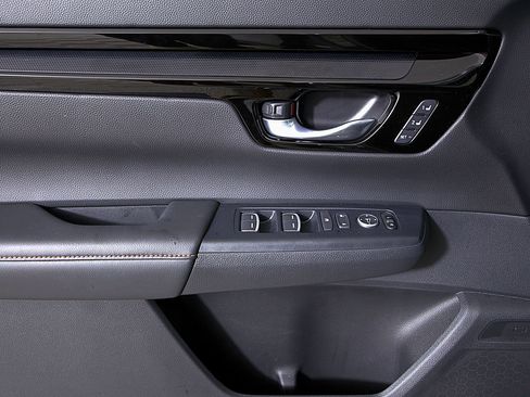 Used 2024 Honda CR-V Sport Touring image 18